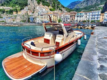 From Sorrento: Positano and Amalfi Boat Trip with Transfer