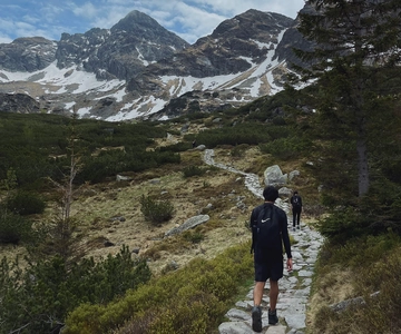 Krakow: Hiking Adventure in Tatra Mountains & Thermal Baths