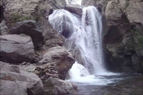 Excursion dans le désert d'Agafay, les montagnes de l'Atlas et à dos de chameau à Marrakech