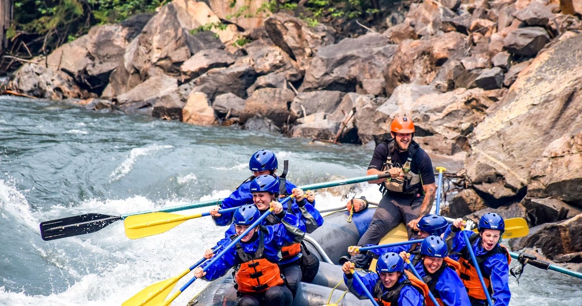 Grand Cache : Canyon Whitewater Rafting | GetYourGuide