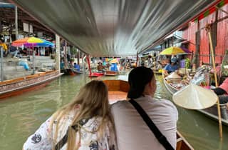 Bangkok: Damnoen Floating Market & Train Market Private Tour
