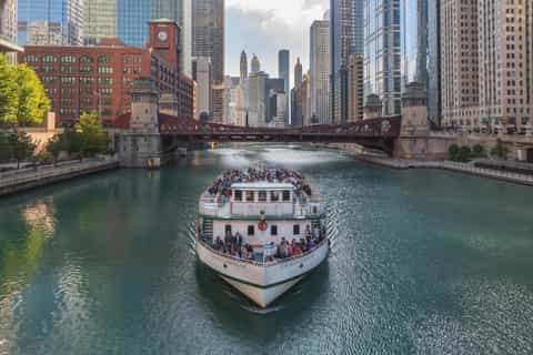 Chicago Architecture Center cruise on Chicago's First Lady
