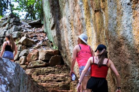Sri Lanka culturele driehoek 2-daagse rondreis Sigiriya, Dambulla...Sri Lanka culturele driehoek 2-daagse tour
