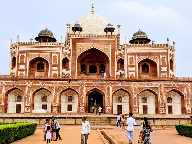 Visit Delhi Private Half-Day Guided City Sightseeing Tour in Delhi