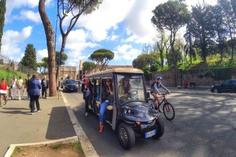 ローマ：地元ガイドと一緒に市内を巡るゴルフ カート ツアー