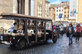 Rom: Nachttour durch die Stadt mit dem Golfwagen