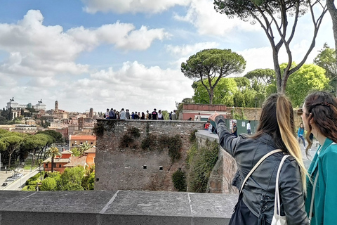 Rome : Visite nocturne de la ville en voiturette de golfRome : Visite nocturne privée de la ville en voiturette de golf