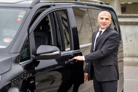 Lyon: 1-Way Private Transfer center to Saint Exupery Airport