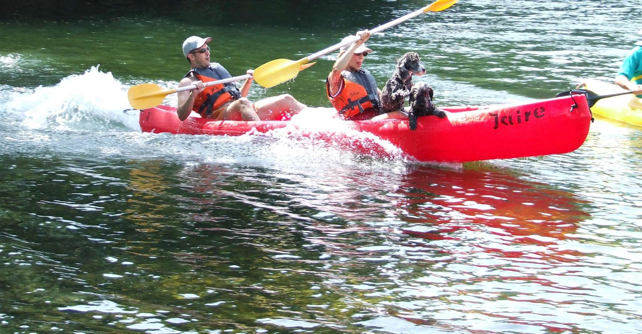 Descent of the Sella river in a canoe - Housity