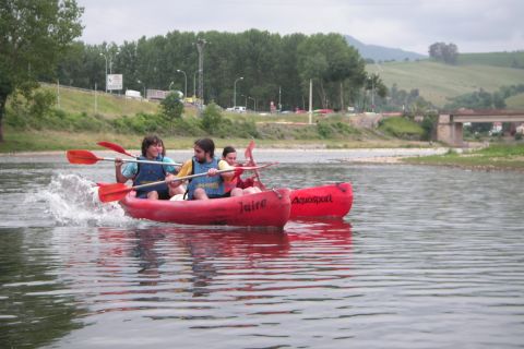 Descent of the Sella river in a canoe