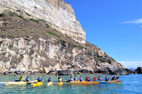 Cagliari: Guided Kayak Excursion in the Gulf of Cagliari