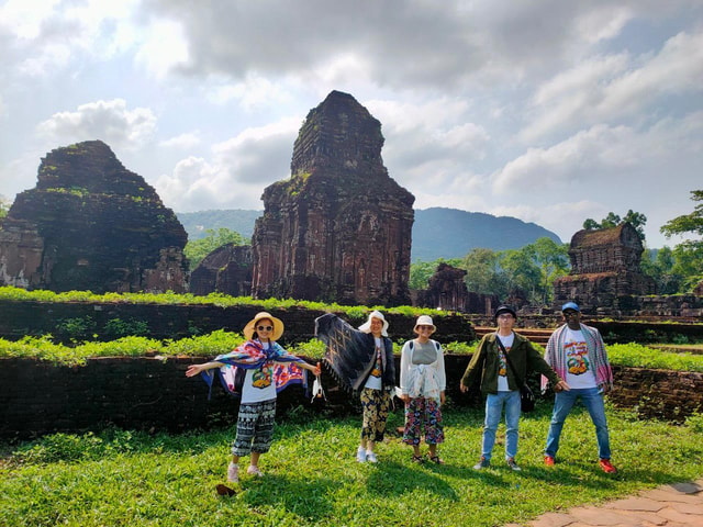 Hoi An/Da Nang: My Son Sunset Tour, Boat Trip with Brunch