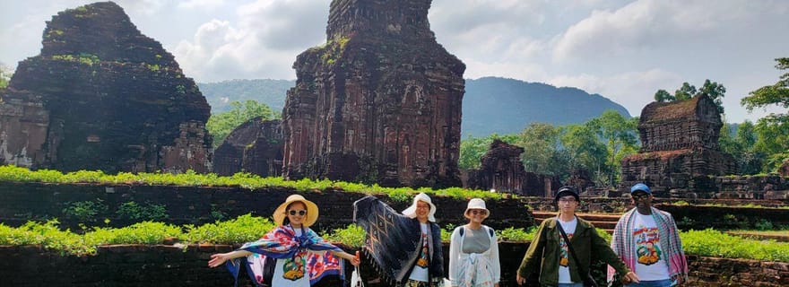 Hoi An/Da Nang : visite de My Son au coucher du soleil, excursion en bateau avec brunch