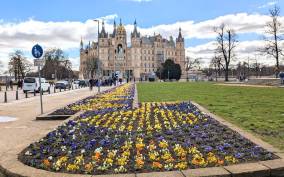 Schwerin: Old Town Highlights Self-guided Walk