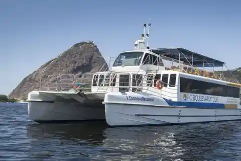 Río: Paseo en Catamarán por la Bahía de Guanabara con audioguía