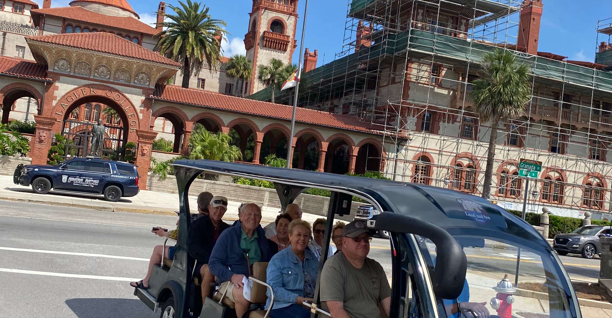 Augustine, Hauuntings e Ghosts Tour guiado por carrinho de golfe - Hizvo