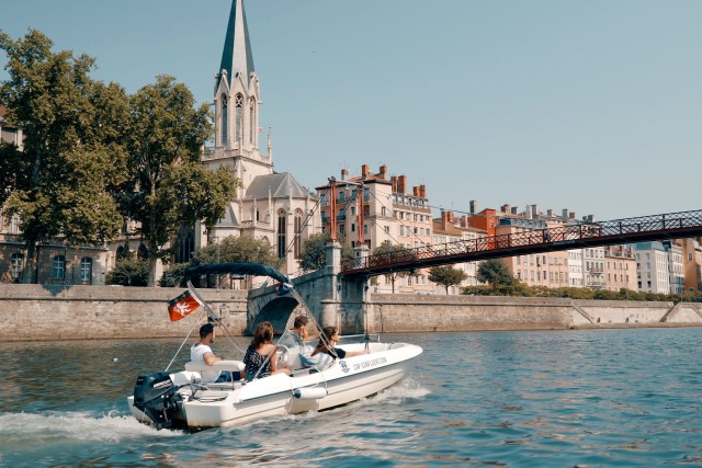 Visit Lyon Electric Boat Rental Without a License in Lyon