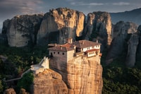 Athens,Meteora DayTrip en inglés o español por la Agencia Local - Hizvo