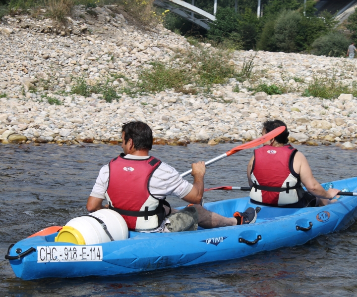 Descenso del río Sella en canoa