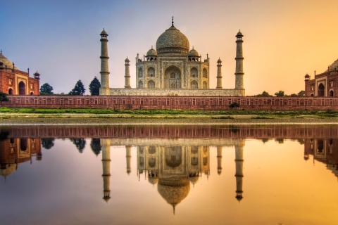 Visite privée du Taj Mahal au lever du soleil depuis Jaipur - Tout comprisSeulement chauffeur, transport et guide touristique