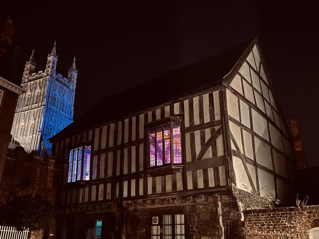 Visit Gloucester Ghost-Themed Guided Walking Tour in Gloucester, Gloucestershire