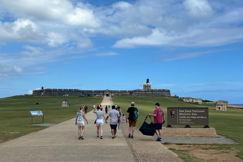 Viejo San Juan: tour a pie con compras y traslado al hotel