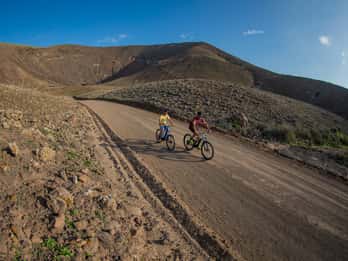 Corralejo: E-Bike Rental with Map to Popcorn Beach