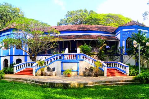Panaji: Old Goa Walking Tour with 8 Highlights and Drinks