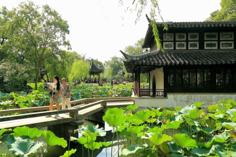 Descubre Suzhou y Zhouzhuang: Excursión Privada de un Día