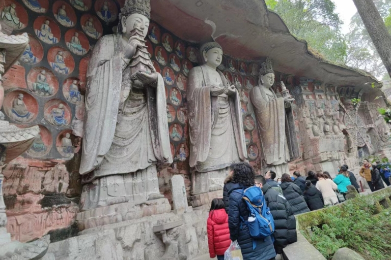 Von Chongqing aus: Ganztägige private Tour Dazu Felszeichnungen