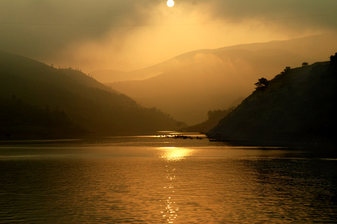 4D3N Yangtze River Victoria Cruise: Chongqing to Yichang Executive Suite