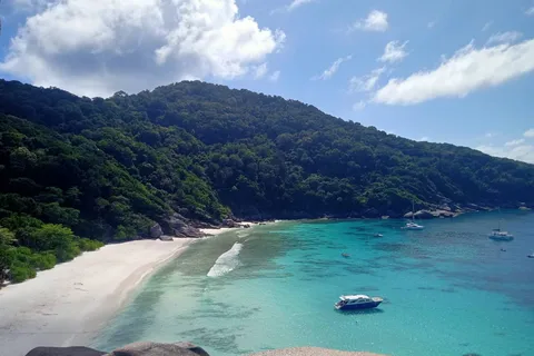 Khao Lak/Phuket: Similan by SpeedCatamaran 16 people MAXIMUM