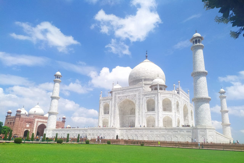 Excursión Privada al Taj Mahal al Amanecer desde Delhi en Coche