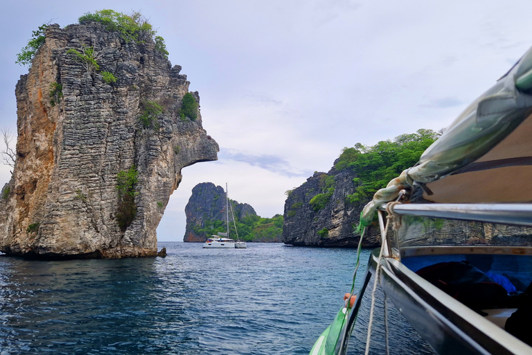 From Koh Lanta: Koh Haa & Koh Rok Snorkel Tour by Speedboat