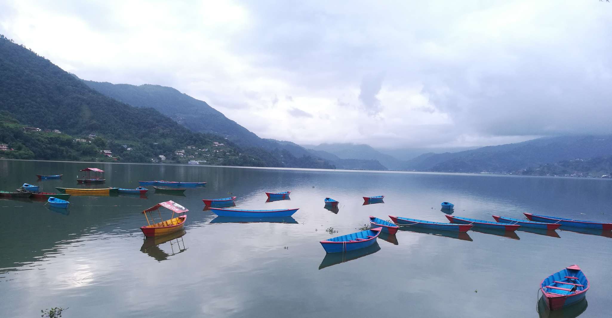 カトマンズ、チトワン、ポカラは、数日間の旅行をガイドしました - Hizvo