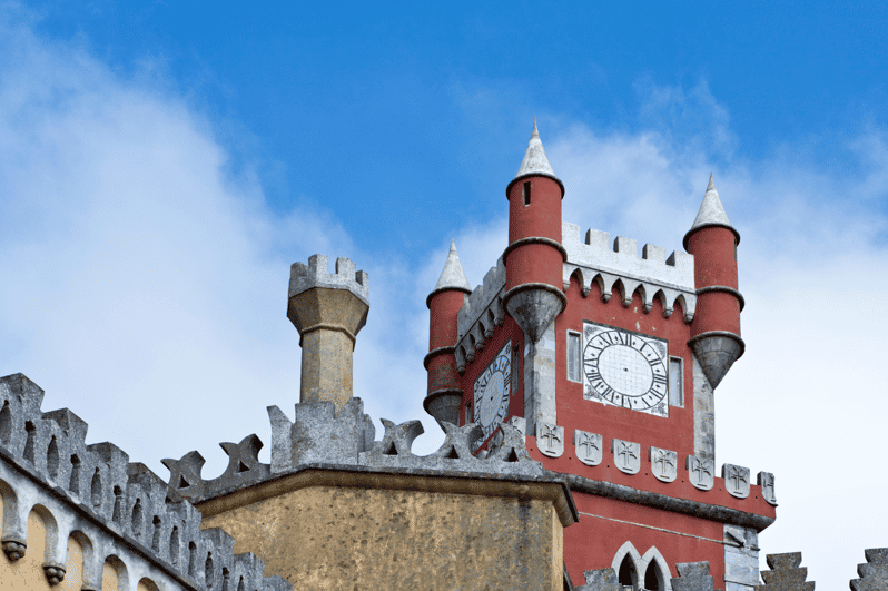 Sintra: City Exploration Game and Tour