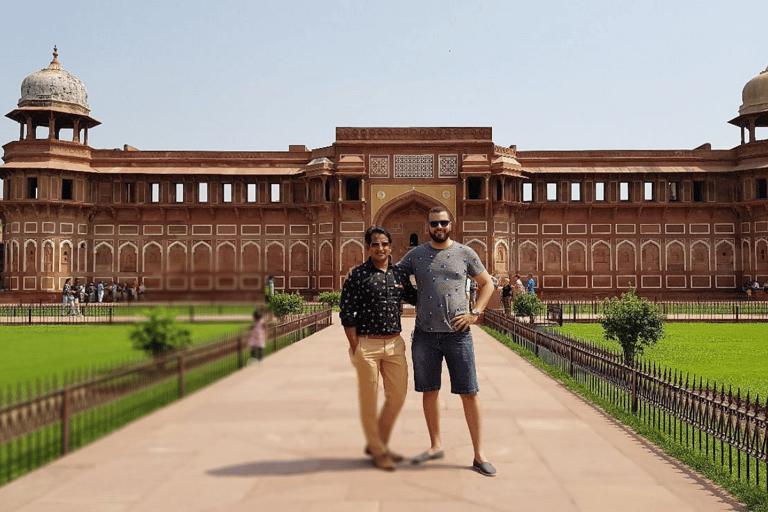 From Delhi: Taj mahal and Agra Fort