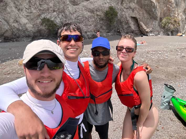 Maiori Tour Guidato In Kayak E Snorkeling Della Costiera Amalfitana