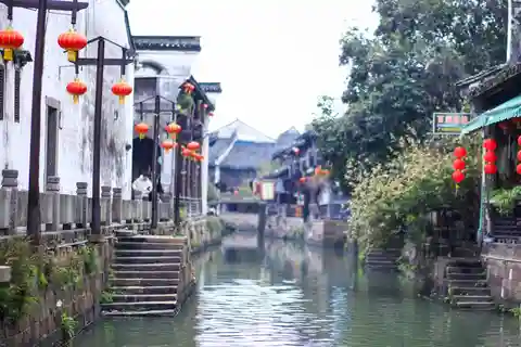 Desde Shanghai: Excursión Privada de un Día al Pueblo Acuático de Zhouzhuang