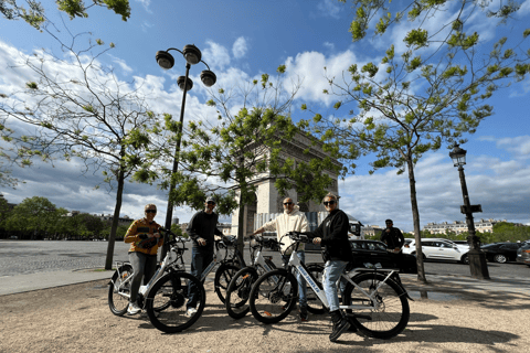 Paris: Afternoon E-Bike Guided Small Group Tour