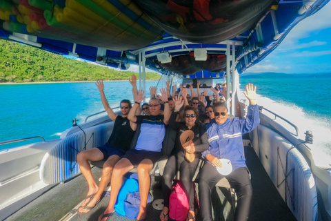 Airlie Beach : Plages de Whitehaven et Chalkies avec plongée en apnée