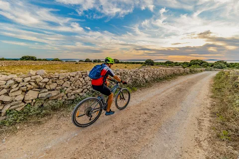 Från Novalja: Kolanjsko Blato, Kolan och Mandre Cykeltur