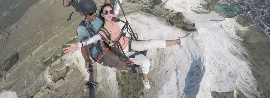 Pamukkale : Parapente en tandem avec vue sur l'ancienne cité de Hierapolis