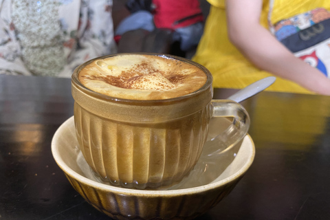 Da Nang: Street Food Private Walking Tour with Tastings Street Food Walking Tour with Hotel Pickup