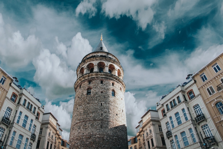 Istanbul Outdoor Escape Game and Tour