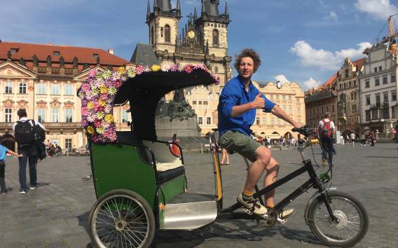 Prag: Private geführte E-Rikscha Stadtrundfahrt