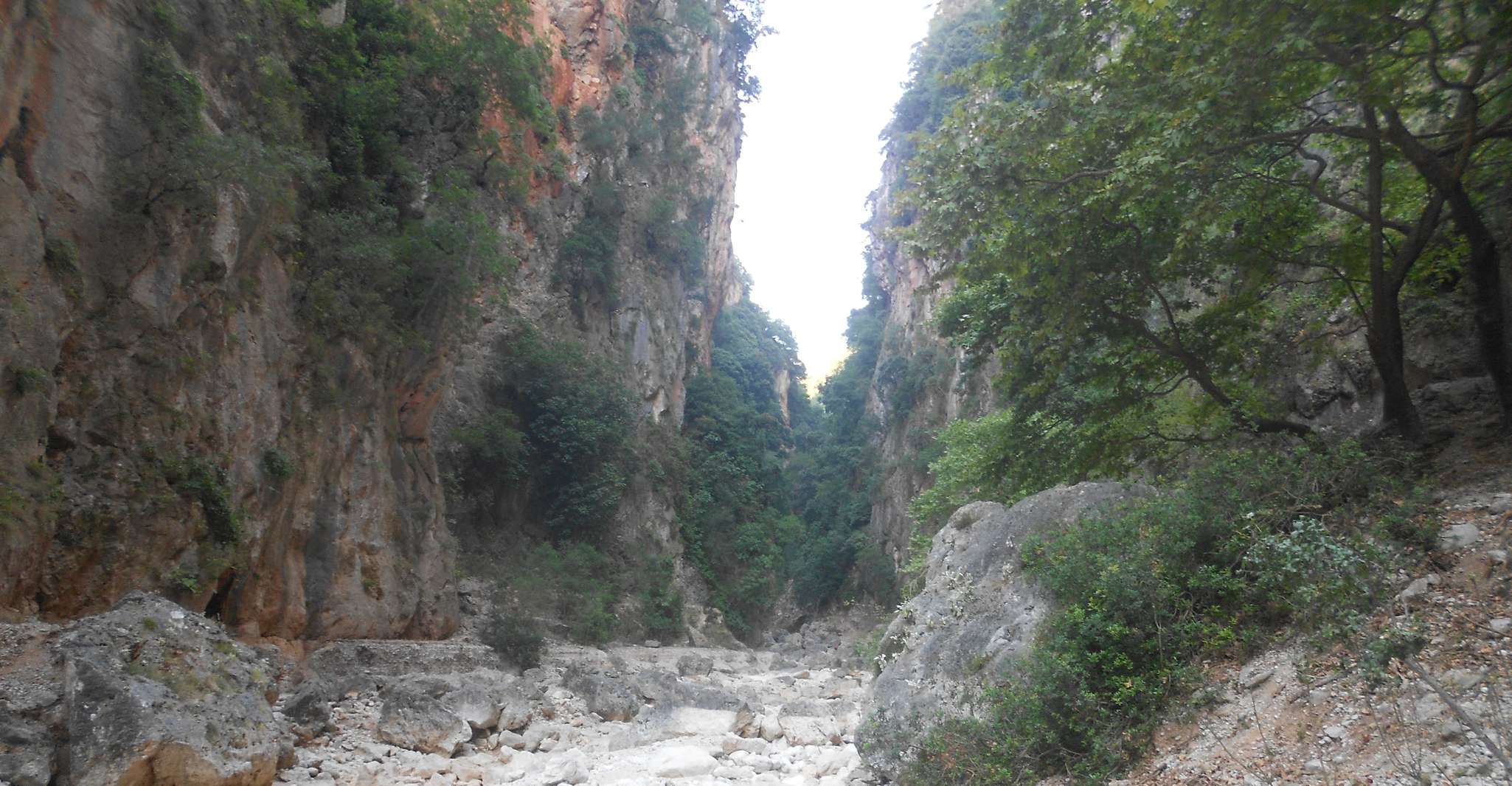 Día completo escalada en roca Aventura Cañón Gjipe - Hizvo