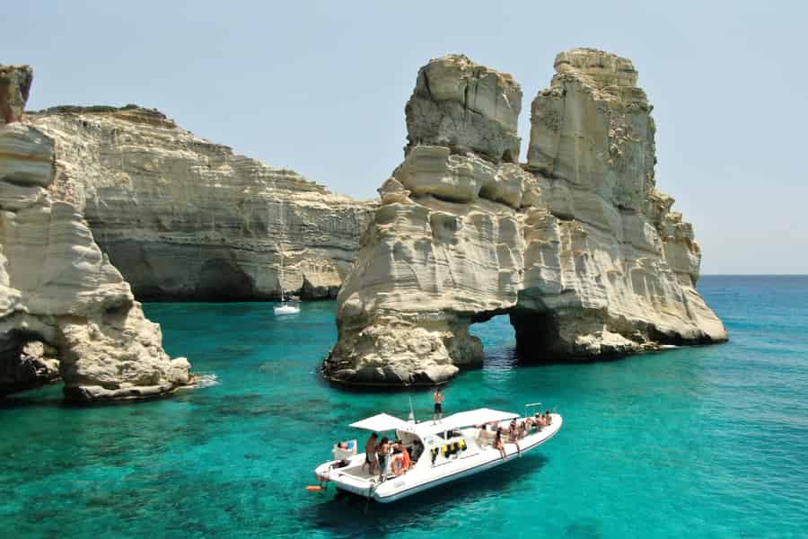 Milos: Halbtägige Schnellbootfahrt nach Klefiko mit Schnorcheln. Foto: GetYourGuide