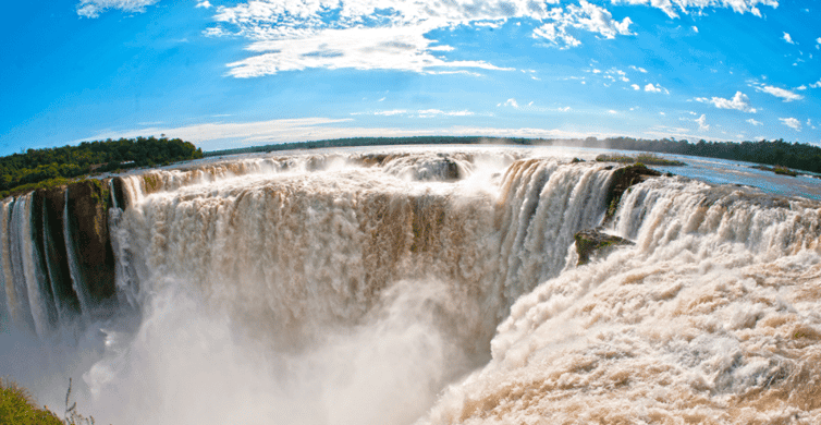 From Foz do Iguaçu: Argentinian Iguazu Falls with Ticket