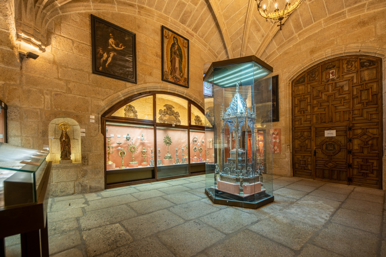 Cáceres: Ingresso Concatedral de Santa Maria com Audioguia